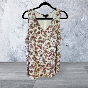 Fortune + Ivy Sleeveless Top with Back Buttons NWOT